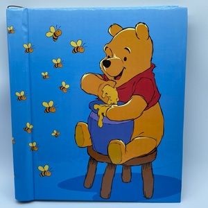 Disney Winnie The Pooh Honey Pot and Bees Photo Album Spiral Bound
